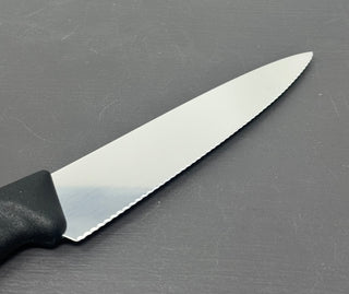Victorinox 6" (150mm) Serrated Wide Utility Knife - Cearmausas