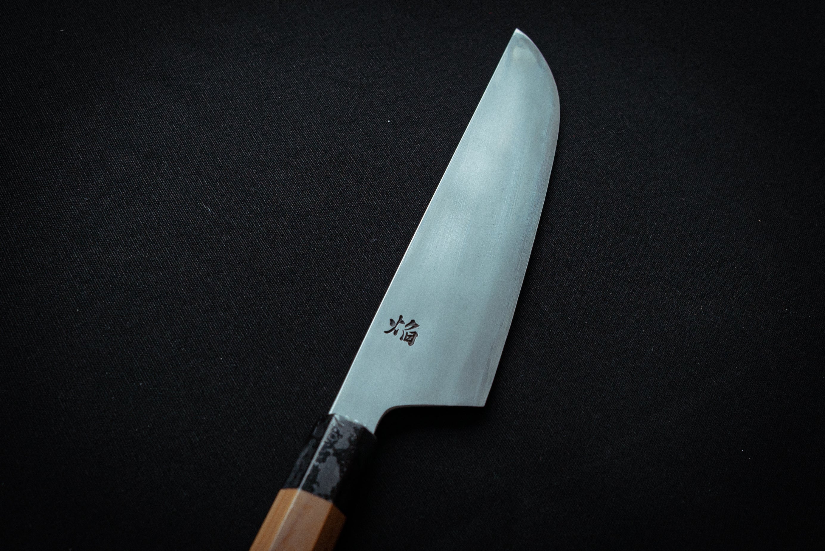 Itsuo Doi Homura Kengata Gyuto 240mm - Cearmausas